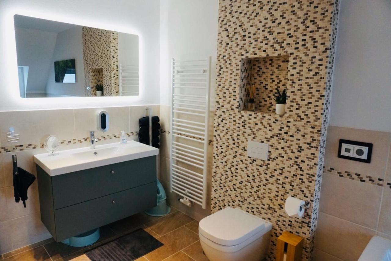 Fewo26 Im Sagenharz - Stilvolles Family-Apartment, 2 Sz, Klimaanlage, Wlan, Netflix & Free Parking Thale Exteriör bild